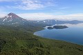  Volcan Ilyinsky, lac Kuril, vue aerienne, kamtchatka, russie 